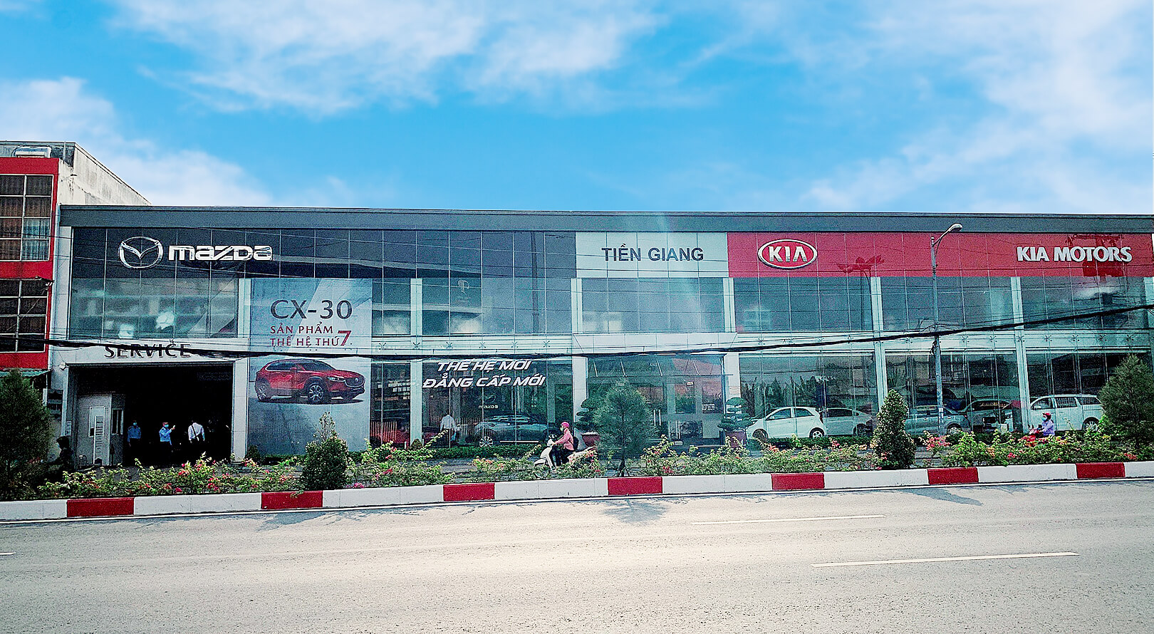 THACO AUTO TIỀN GIANG