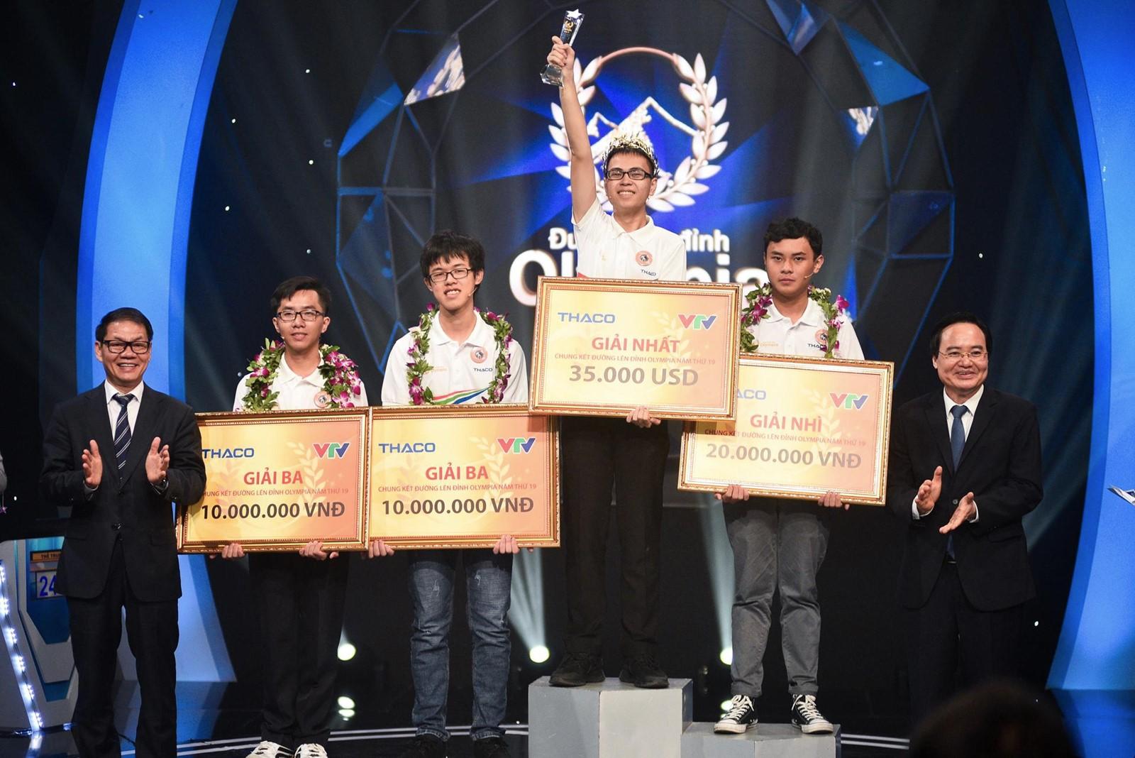 THACO AUTO Bình Dương “khoác áo mới” chào đón Giáng sinh 2023