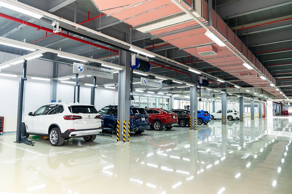 THACO AUTO Tây Nam - Hồ Chí Minh bàn giao lô 16 xe bus cho Công Ty Huệ Nghĩa